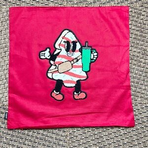 Bougie Christmas Tree Cake Pillow Cover-
18”x18”